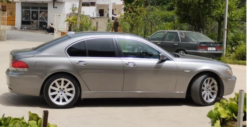 BMW SERIA 7 (2008)